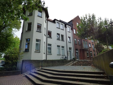 Facade/entrance, City view