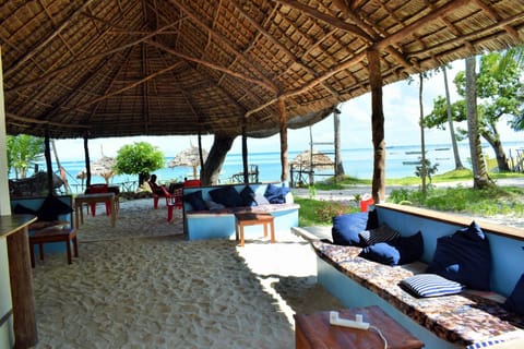 Restaurant/places to eat, Sea view
