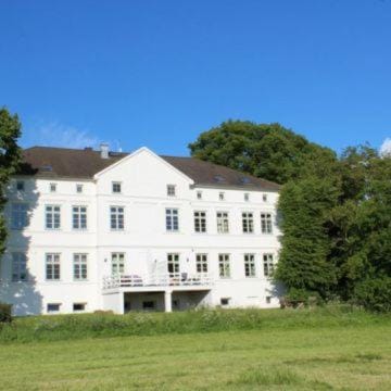FEWO 16, Herrenhaus Blengow, Lindenallee 21, Ostseebad Rerik Apartment in Rerik
