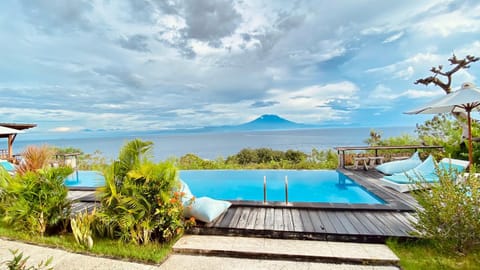 Natural landscape, Mountain view, Pool view, Sea view, Swimming pool, sunbed