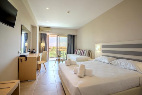 CNic Gemini Hotel Hotel in Moraitika