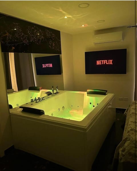 Valentino luxury suites Apartment in Naples