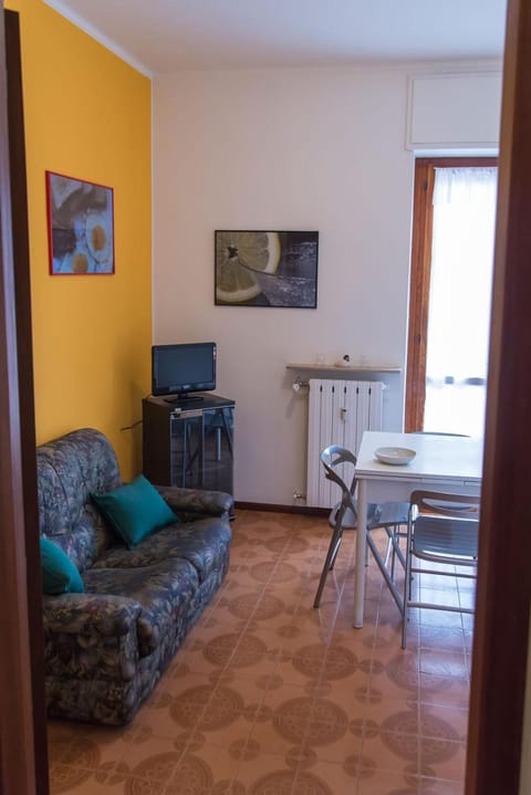 Luminoso bilocale Apartment in Alessandria
