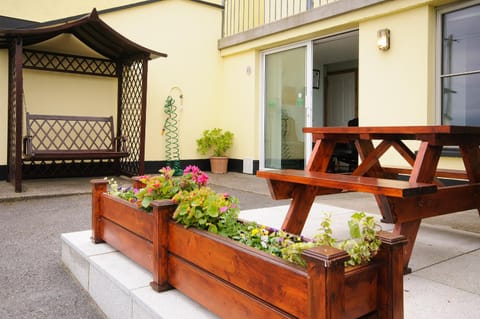 Patio, Facade/entrance, Day, Balcony/Terrace, Garden view, Sea view