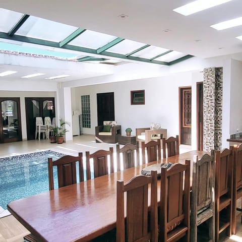 Property building, Restaurant/places to eat, Swimming pool, Breakfast