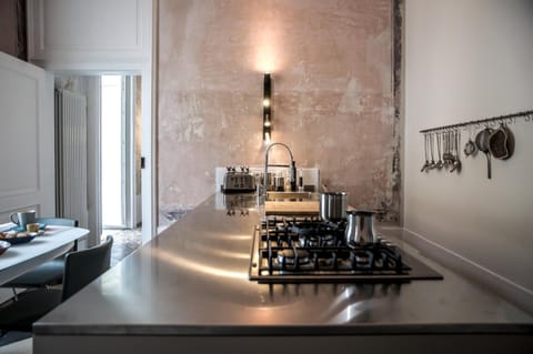 Coffee/tea facilities, Kitchen or kitchenette