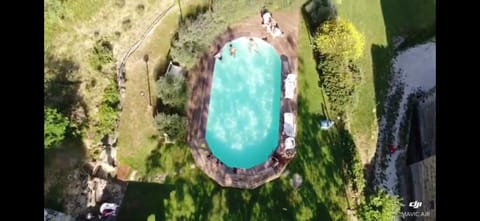 Bird's eye view, Pool view