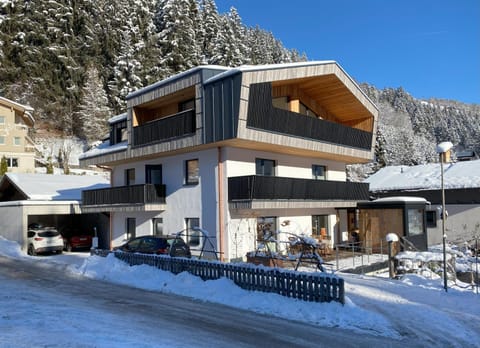 Property building, Winter