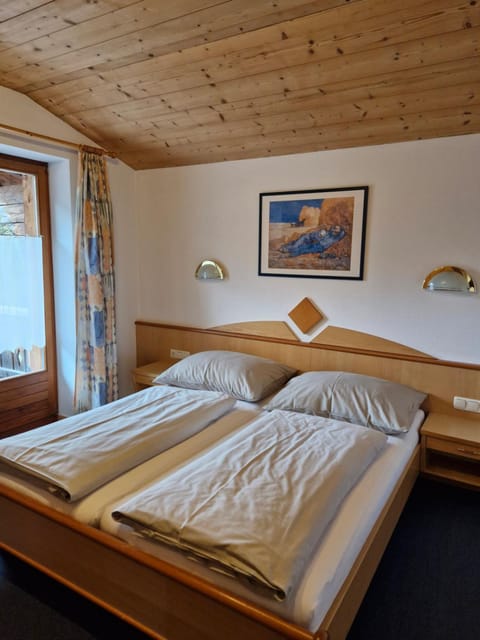 Pension Sattelkopf Bed and Breakfast in Saint Anton am Arlberg