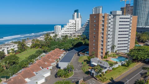 Property building, Neighbourhood, Bird's eye view, Beach