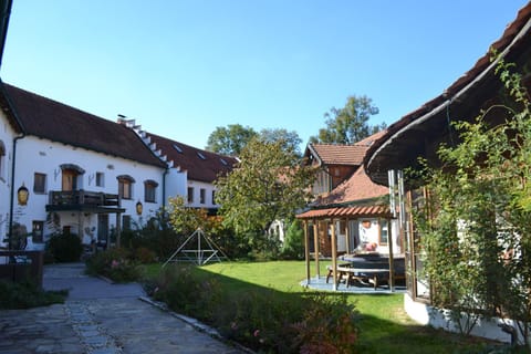 Facade/entrance, Autumn, On site, Time of day