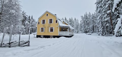 Property building, Winter