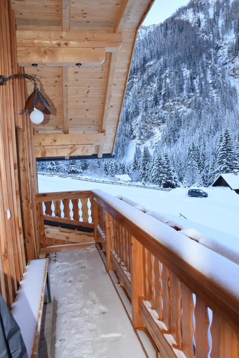 Almchalet Pöllatal Nature lodge in Carinthia, Austria
