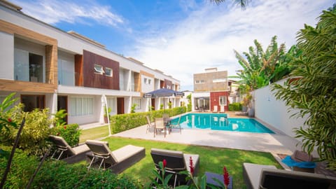 Garden, Swimming pool, sunbed