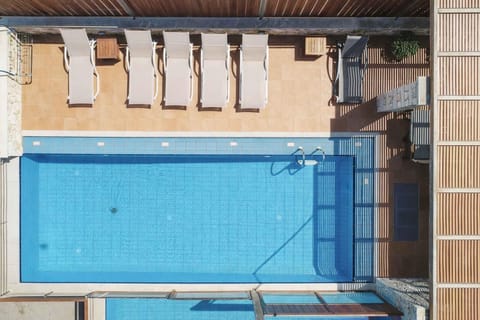 Balcony/Terrace, Pool view, Swimming pool