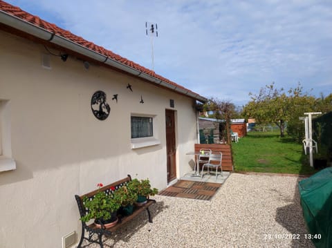 Property building, Patio, Garden, Garden view