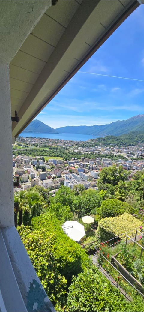 Natural landscape, Lake view, Mountain view