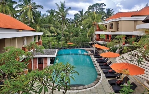 Property building, Pool view, Swimming pool