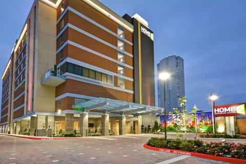 Property building, Night, Street view, Location