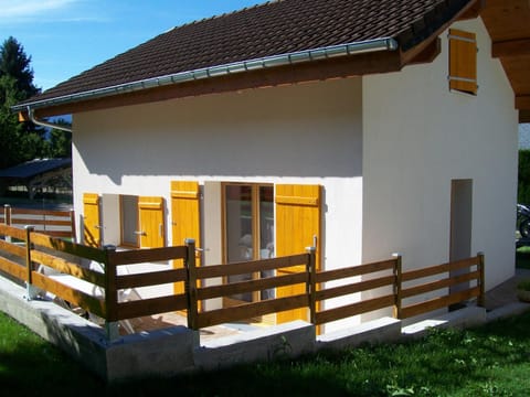 Facade/entrance, Garden view, Mountain view
