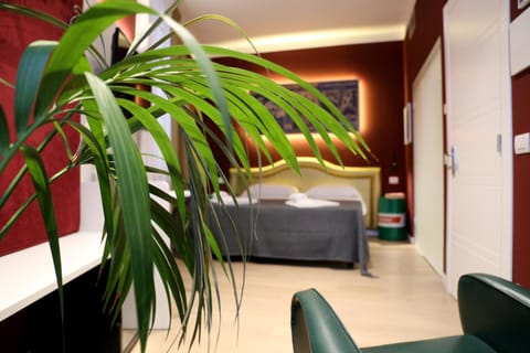 OFFICINA TESINI Guest Rooms Verona Bed and Breakfast in Verona