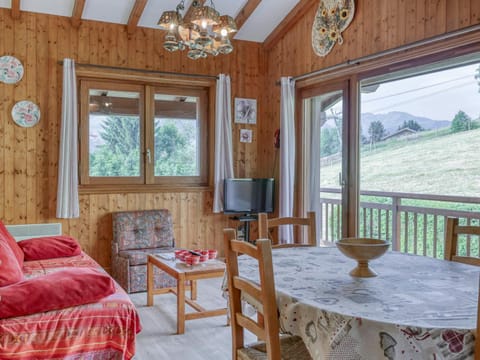 Appartement cosy avec mezzanine, parking, 4 pers., proche télécabine à Megève - FR-1-453-51 Cabin in Combloux