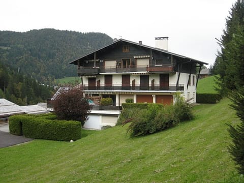 Appartement 3 pièces, 51m², terrasse, parking, La Clusaz - proche pistes et centre - FR-1-459-5 Apartment in La Clusaz
