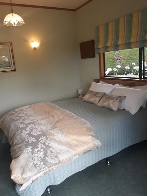 Rural Palms Bed and Breakfast in Northland