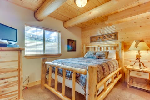 Marina View House in Garden City