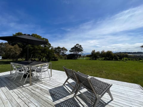 Boomers Retreat, Alonnah, Bruny Island House in South Bruny