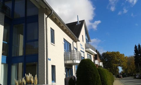 Property building, Balcony/Terrace