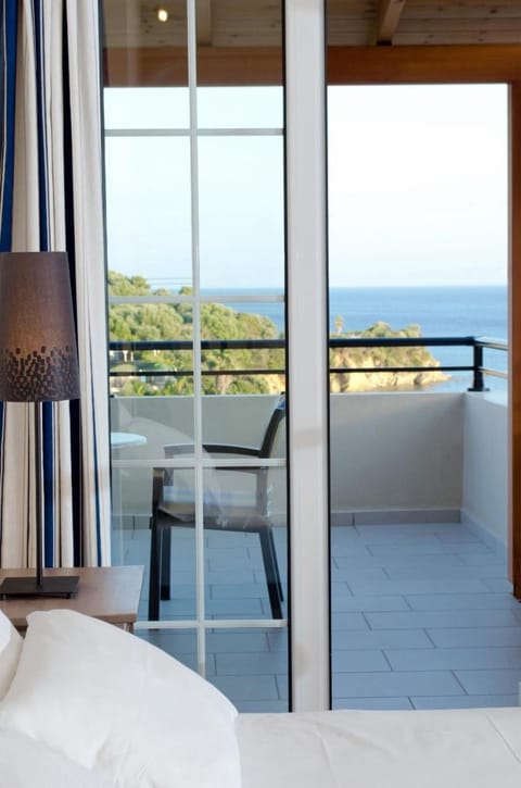 Balcony/Terrace, Balcony/Terrace, Bedroom, Garden view, Sea view