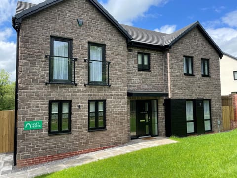 Pencoed House Estate (Cardiff) Country House in Wales