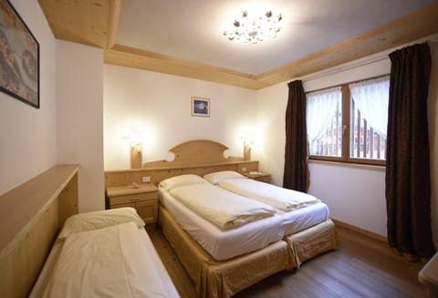 Romantic Chalet Dolomiti Chalet in Trentino-South Tyrol