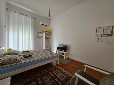 Cricket Park Hostel Hostel in Belgrade