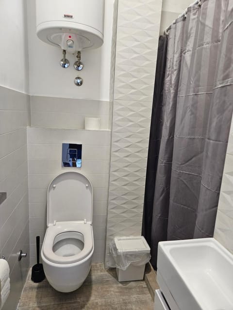 Cricket Park Hostel Hostel in Belgrade