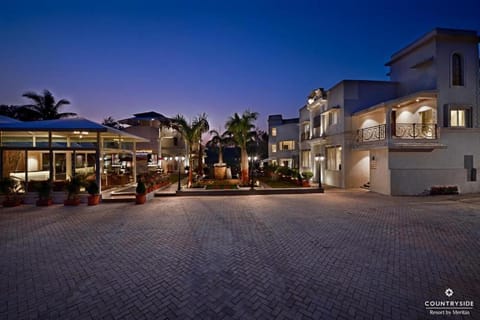 Property building, Night
