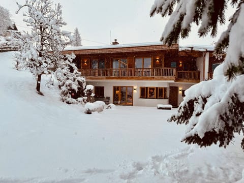 Property building, Winter