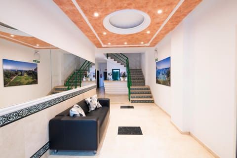 Lobby or reception, Internal: Not applicable to any particular room