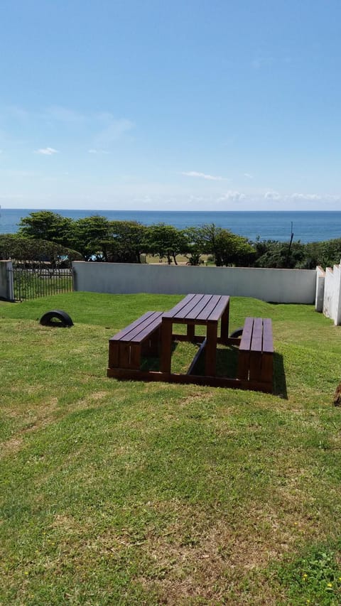 On site, Garden view, Sea view