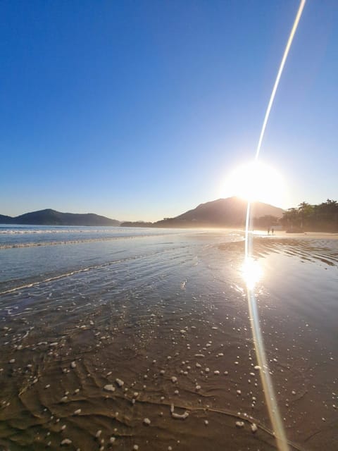 Nearby landmark, Natural landscape, Sunrise
