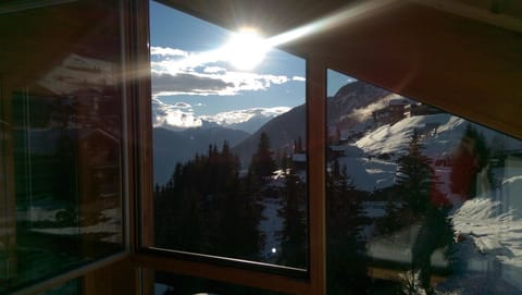 Winter, Balcony/Terrace, Mountain view