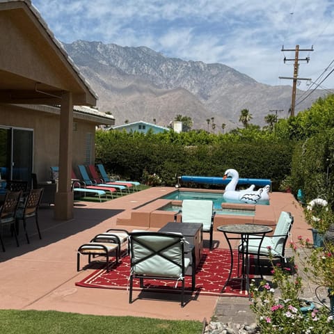 Mountain view, Swimming pool