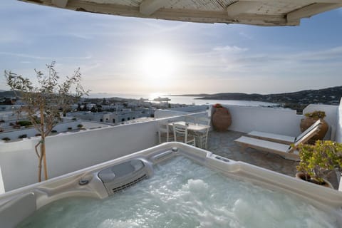 Hot Tub, Balcony/Terrace, City view, Sea view, Sunset