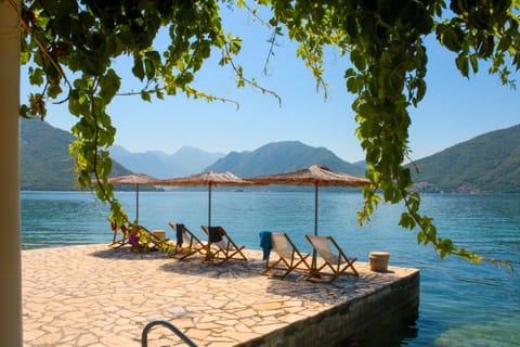 Spring, Day, Natural landscape, Beach, Mountain view, Sea view, sunbed