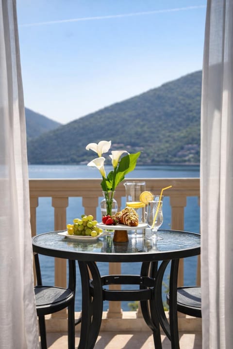 Day, View (from property/room), Balcony/Terrace, Sea view