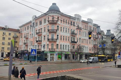 Property building, Facade/entrance