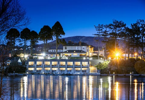 Property building, Night, Lake view, River view
