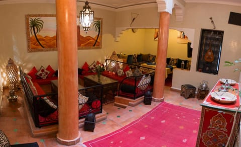 Communal lounge/ TV room