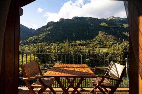 Natural landscape, Autumn, Mountain view
